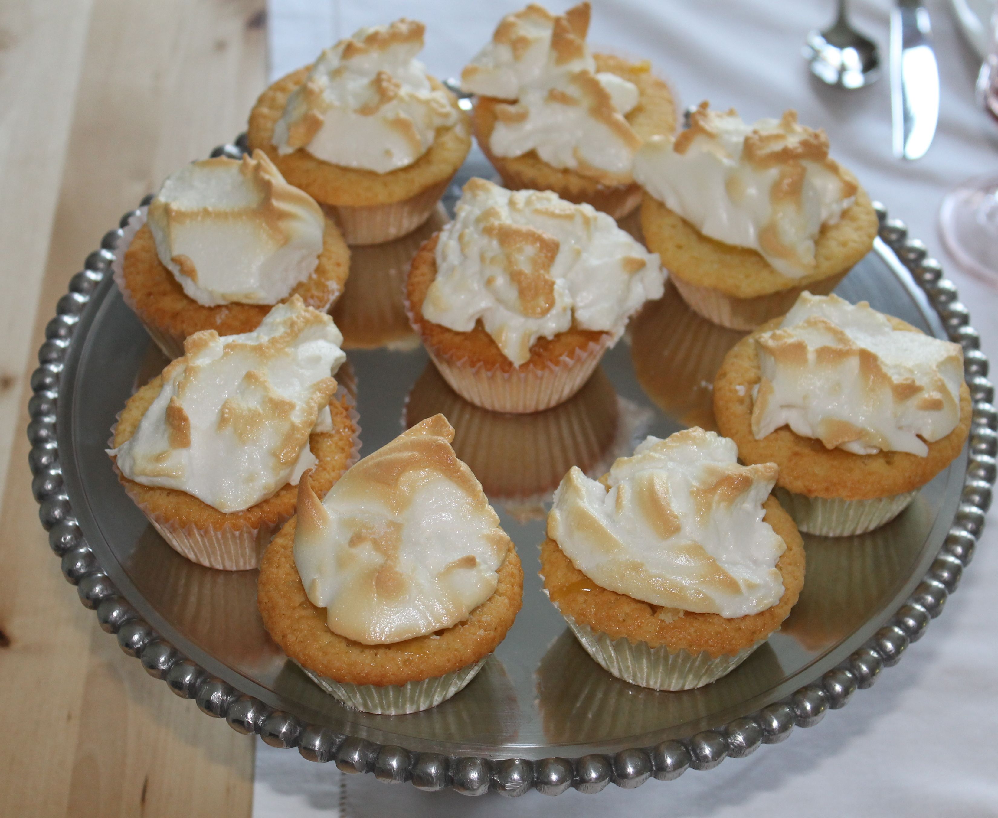 Cupcakes - Lemon Meringue Pie Cupcakes
