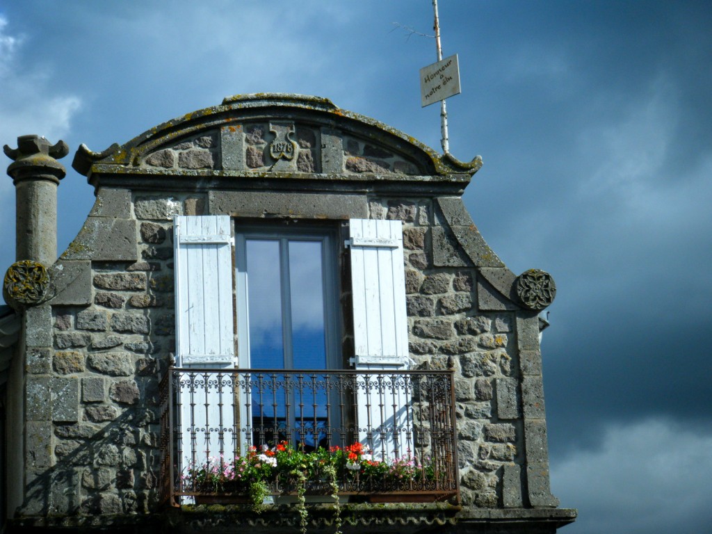 The Windows of France DSCF2249 1024x768 - The Windows of France