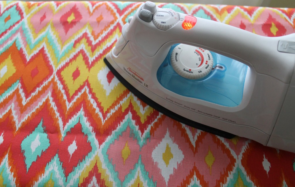 Fabric iron 1024x649 - Easy DIY Desk Pad