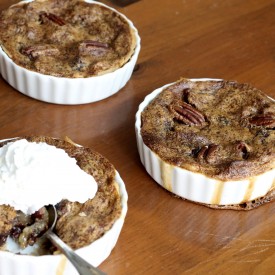 Derby Day Tarts - Mini pecan pies with chocolate chips and bourbon. Yummy! - The 2 Seasons