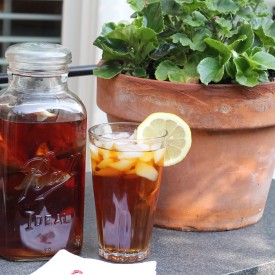 Brew up some sun tea - The 2 Seasons