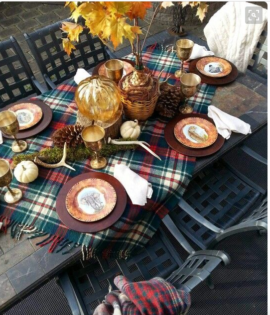 Screen Shot 2016 11 08 at 5.24.24 AM - Ten Thanksgiving Table Settings