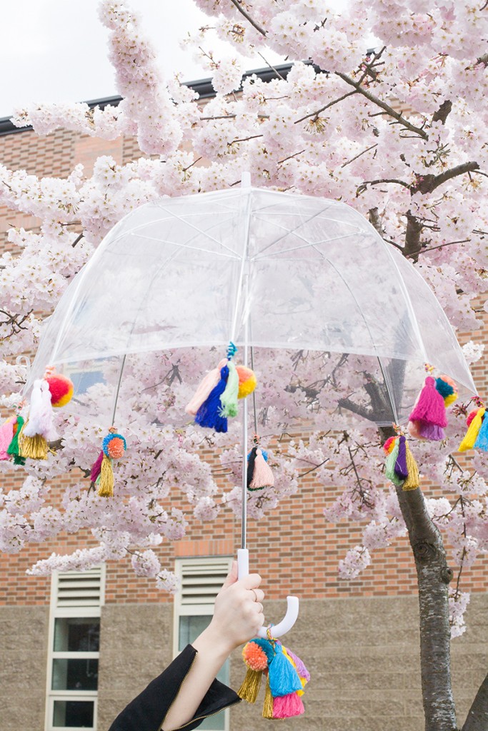 jojotastic diy boho pompom tassel umbrella 05 683x1024 - The Seasons' Saturday Selections