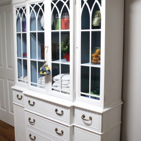 Linen cabinet - The 2 Seasons