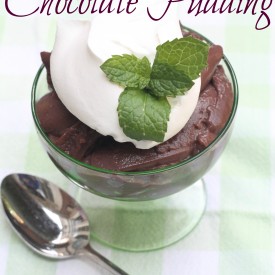 Easy Homemade Chocolate Pudding - The 2 Seasons
