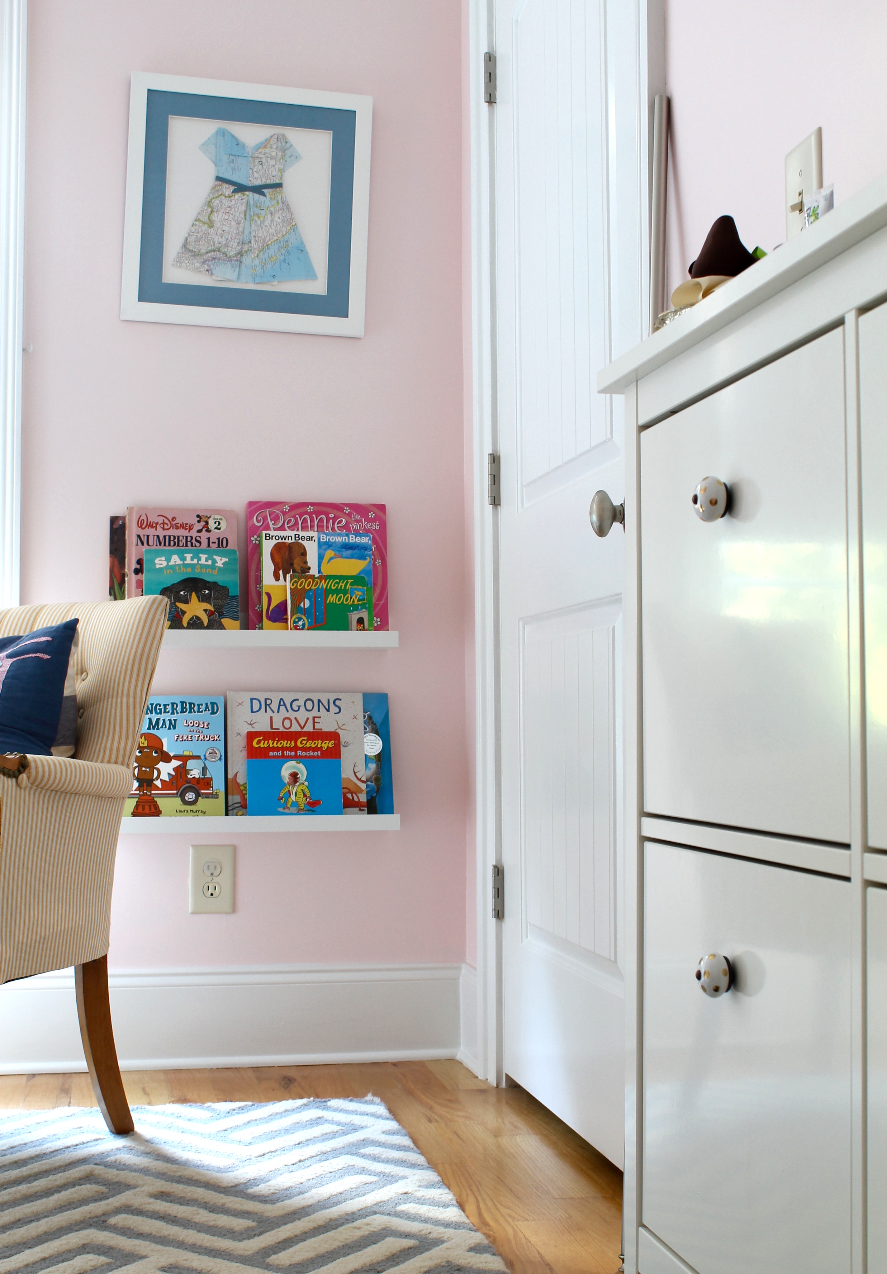 IMG 4617 - Book Storage in a Toddler's Room