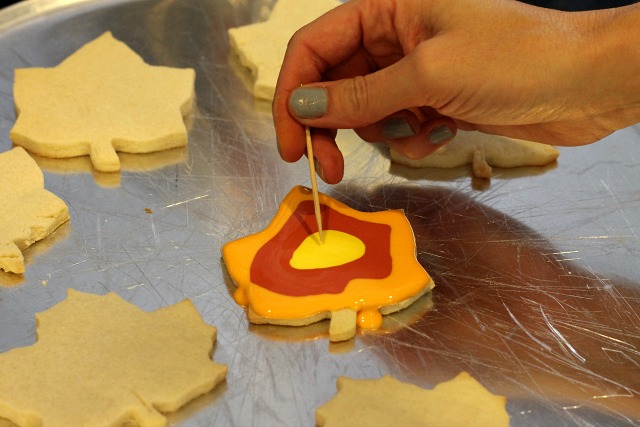 Cookies 4 - How to Decorate Fall Leaf Cookies
